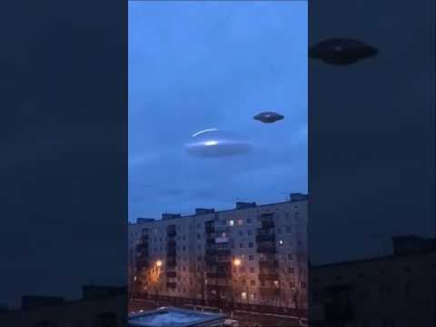 Группу НЛО сняли над Москвой | UFO Sightings 2025