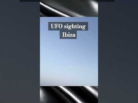 НЛО на Ибице: Массовое появление огней над Эс-Ведра #UFO #shorts НЛО на Ибице: Массовое появление огней над Эс-Ведра #UFO #shorts